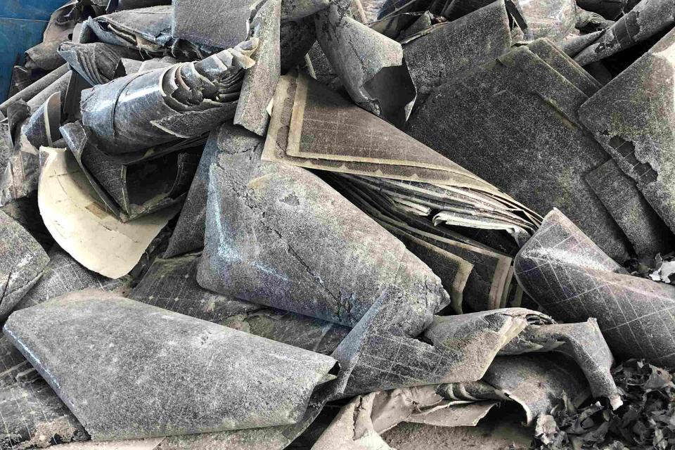 Collection and disposal of solar panels